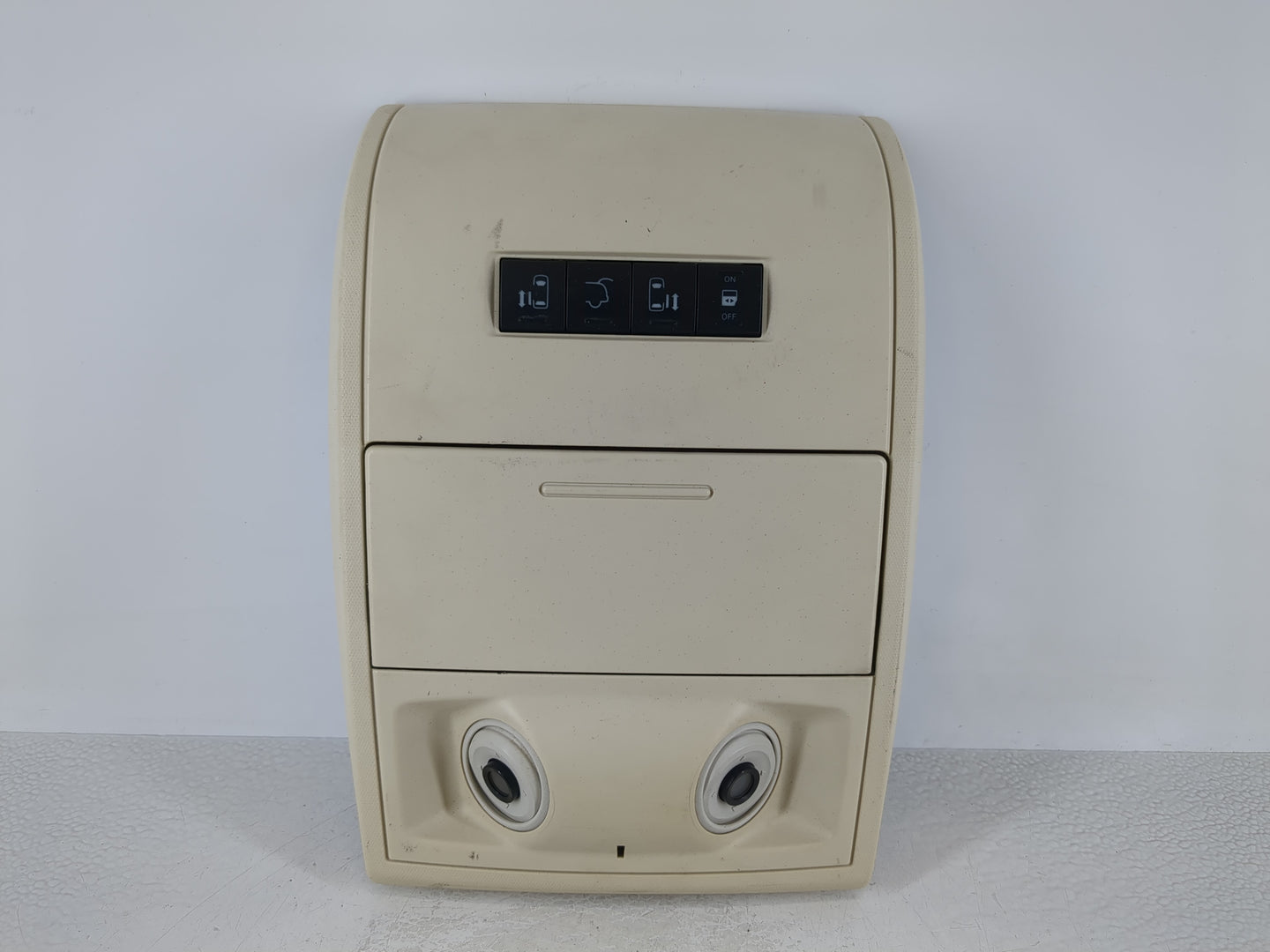 2009-2014 Volkswagen Routan Overhead Roof Console Interior Dome Light - Oemusedautoparts1.com