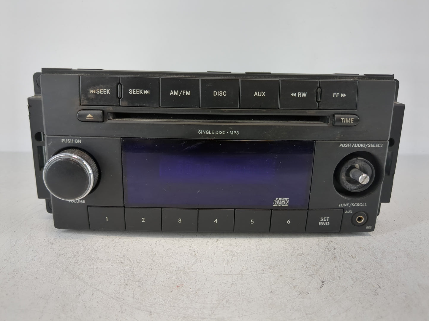 2009-2011 Volkswagen Routan Radio AM FM Cd Player Receiver Replacement P/N:P68025023AD Fits Fits 2009 2010 2011 OEM Used Aut