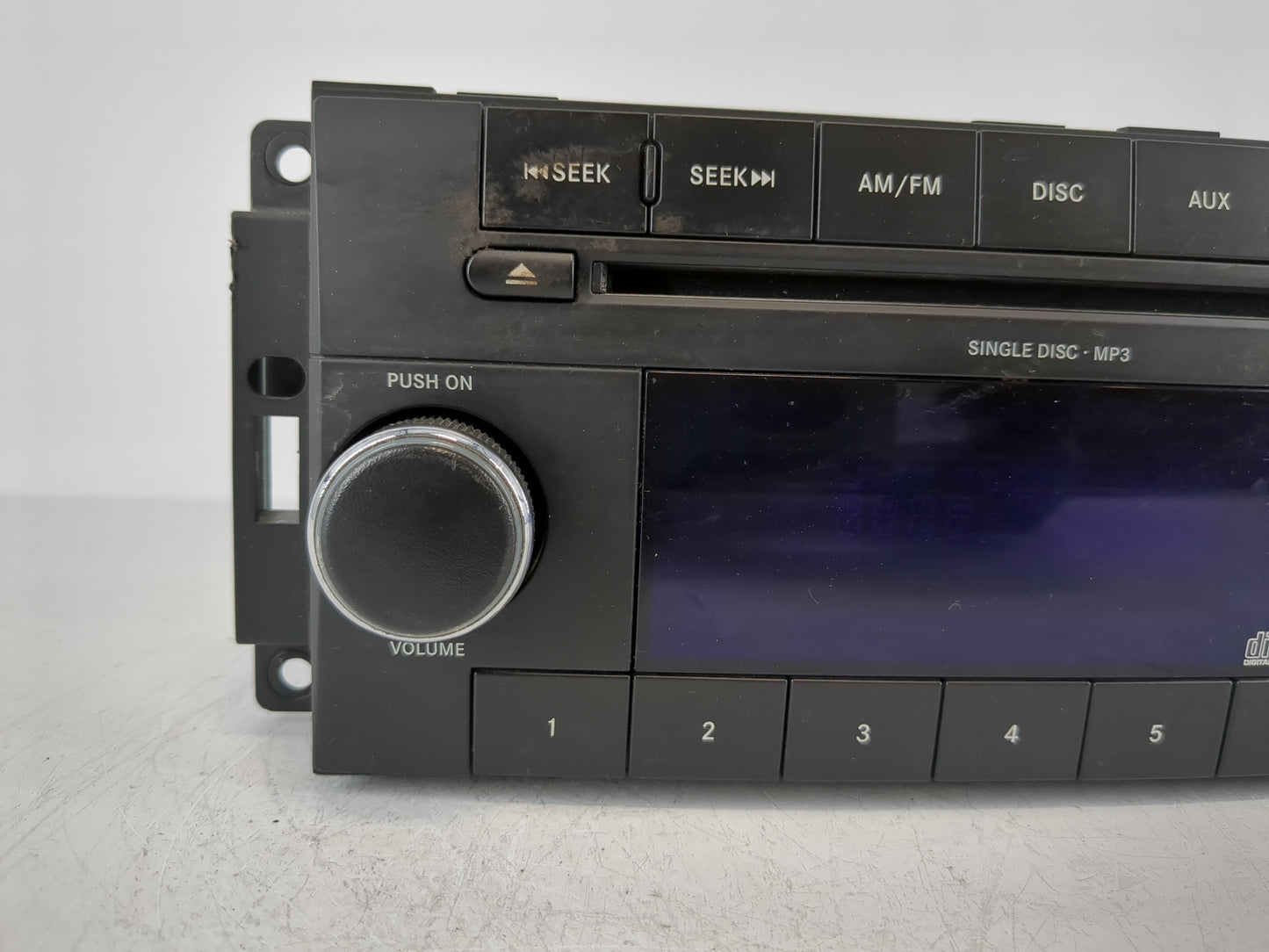 2009-2011 Volkswagen Routan Radio AM FM Cd Player Receiver Replacement P/N:P68025023AD Fits Fits 2009 2010 2011 OEM Used Aut