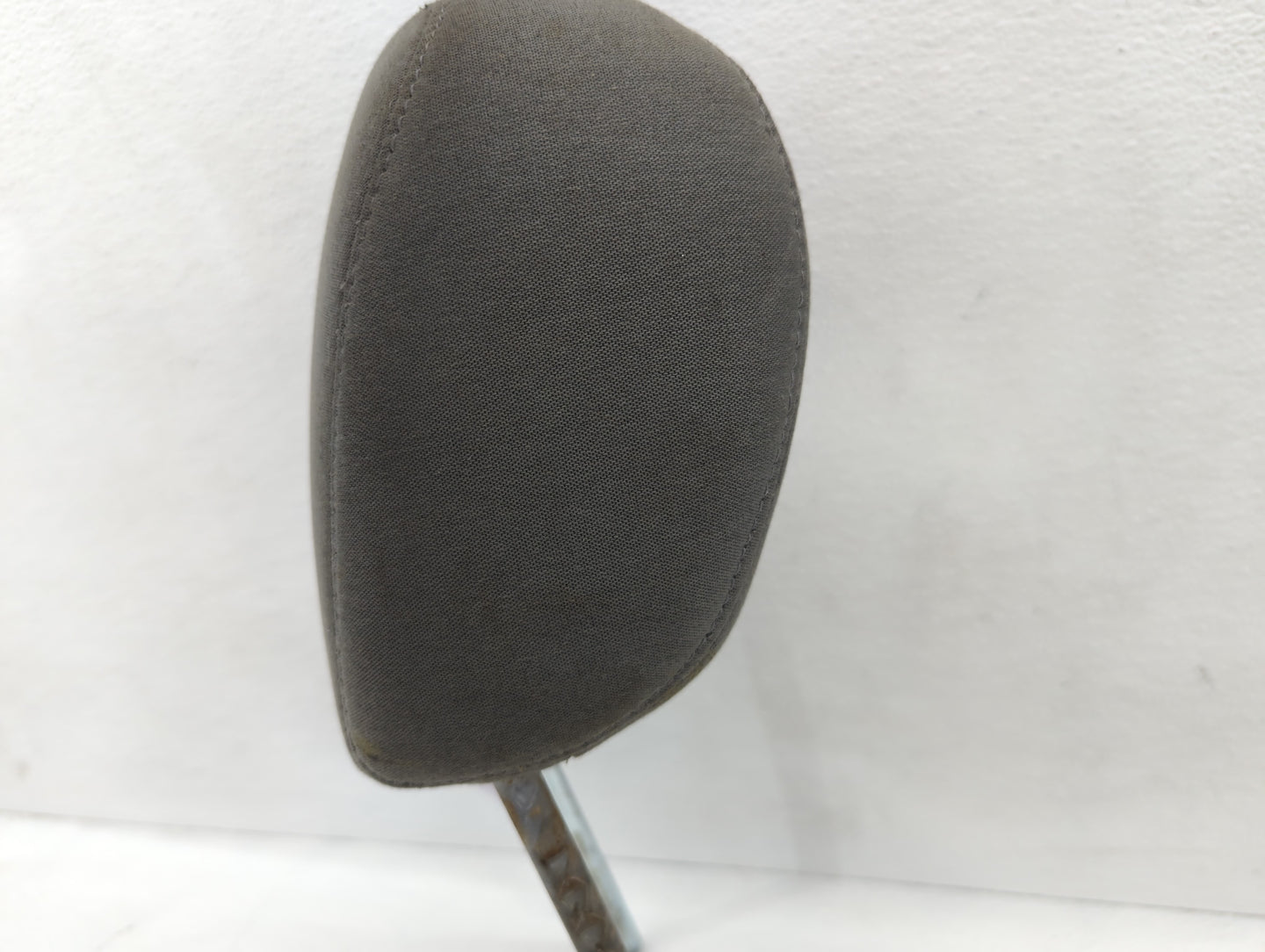 2009-2014 Volkswagen Routan Headrest Head Rest Front Driver Passenger Seat Fits Fits 2009 2010 2011 2012 2013 2014 OEM Used 