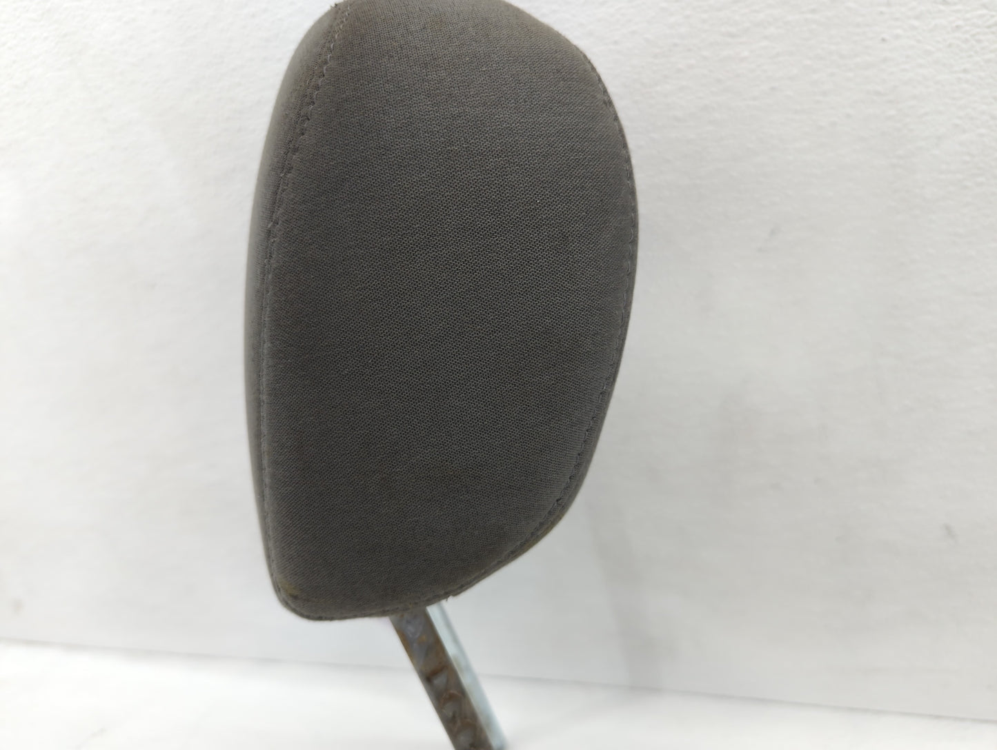 2009-2014 Volkswagen Routan Headrest Head Rest Front Driver Passenger Seat Fits Fits 2009 2010 2011 2012 2013 2014 OEM Used 