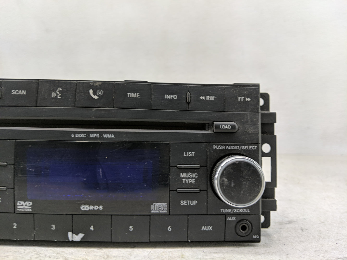 2009-2011 Volkswagen Routan Radio AM FM Cd Player Receiver Replacement P/N:05064931AC Fits Fits 2009 2010 2011 OEM Used Auto