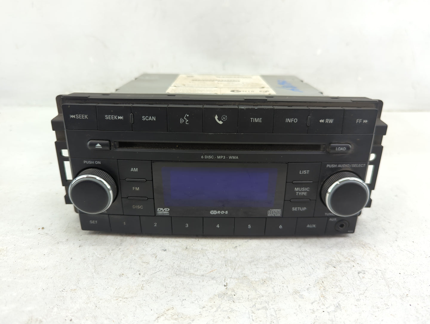2009-2011 Volkswagen Routan Radio AM FM Cd Player Receiver Replacement P/N:05064931AD Fits Fits 2009 2010 2011 OEM Used Auto