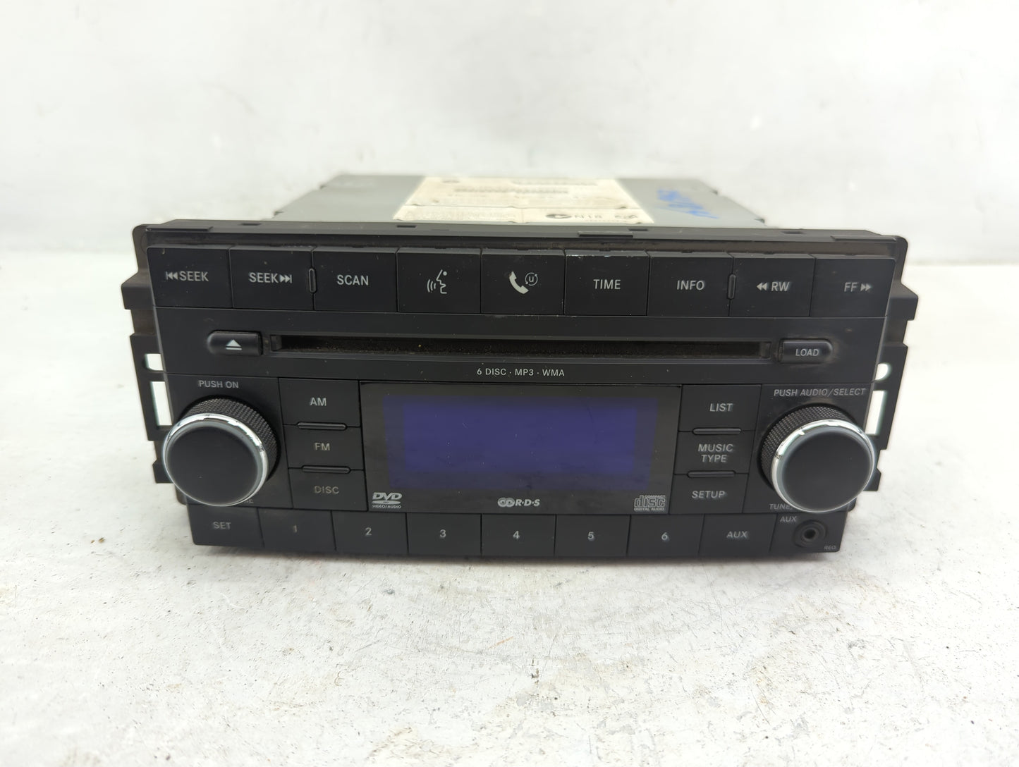 2009-2011 Volkswagen Routan Radio AM FM Cd Player Receiver Replacement P/N:05064931AD Fits Fits 2009 2010 2011 OEM Used Auto