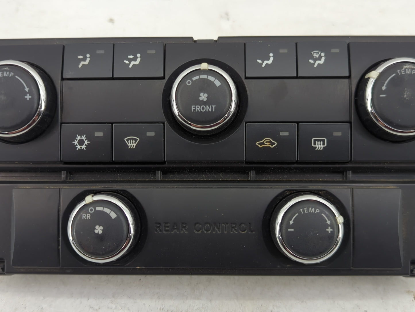 2009-2011 Volkswagen Routan Climate Control Module Temperature AC/Heater Replacement P/N:P55111863AD Fits Fits 2009 2010 201