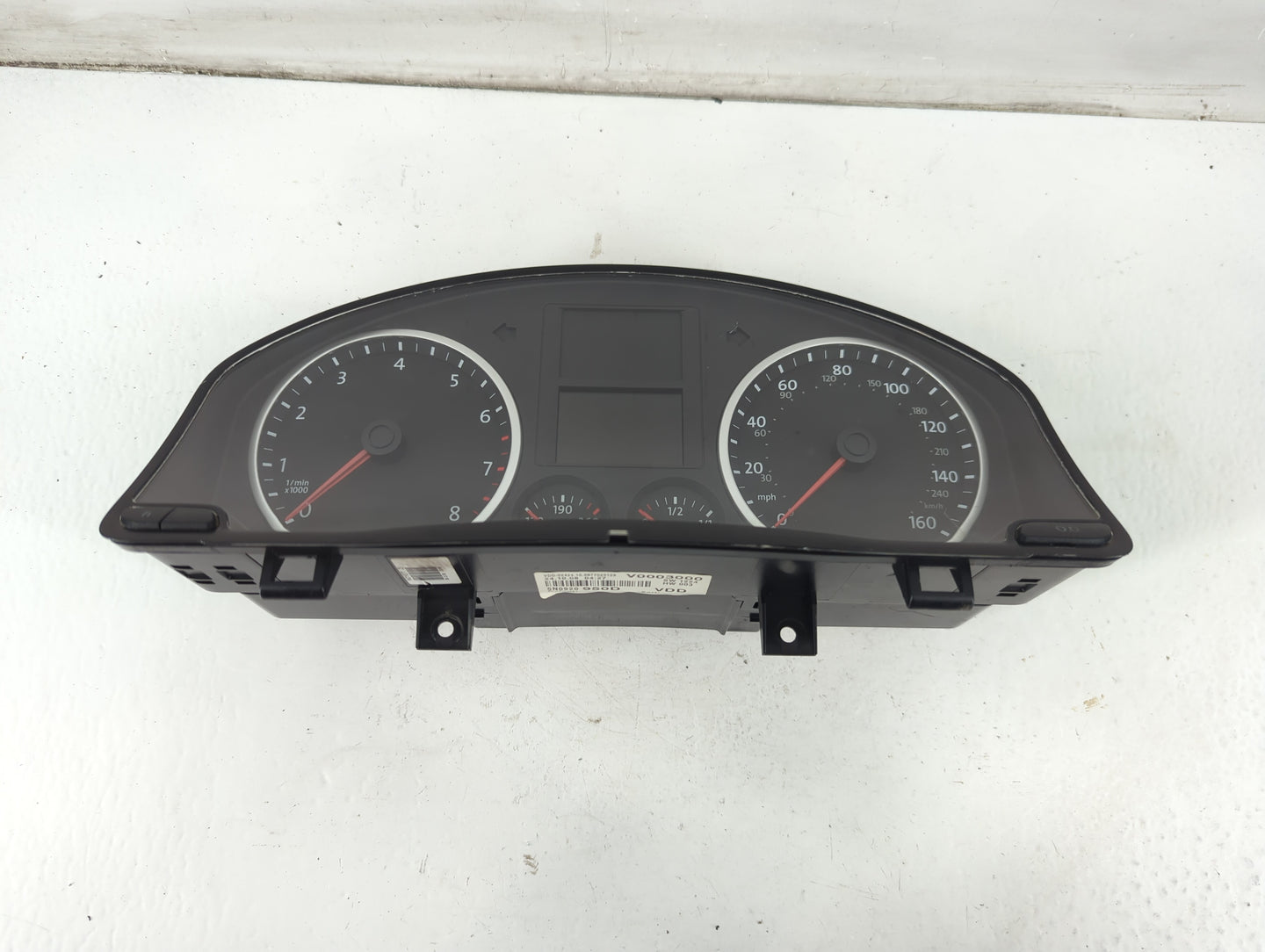 2009 Volkswagen Tiguan Instrument Cluster Speedometer Gauges P/N:500823 5N0920950D Fits OEM Used Auto Parts - Oemusedautopar