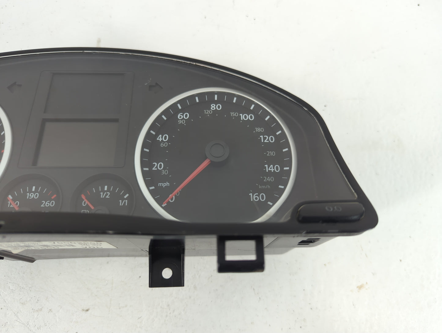 2009 Volkswagen Tiguan Instrument Cluster Speedometer Gauges P/N:500823 5N0920950D Fits OEM Used Auto Parts - Oemusedautopar