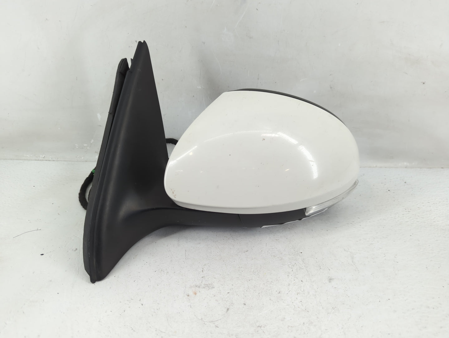 2009-2017 Volkswagen Tiguan Side Mirror Replacement Driver Left View Door Mirror P/N:KSUV-LU-LO PIX-P-LxL 5N1 857 501 AP Fit