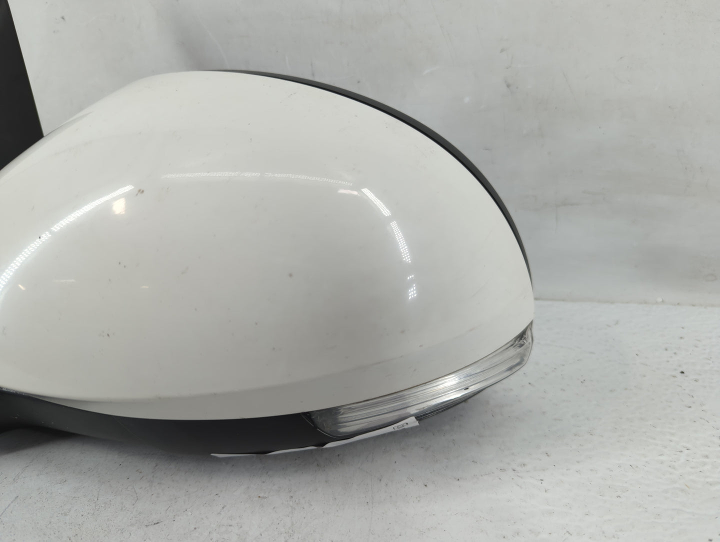 2009-2017 Volkswagen Tiguan Side Mirror Replacement Driver Left View Door Mirror P/N:KSUV-LU-LO PIX-P-LxL 5N1 857 501 AP Fit