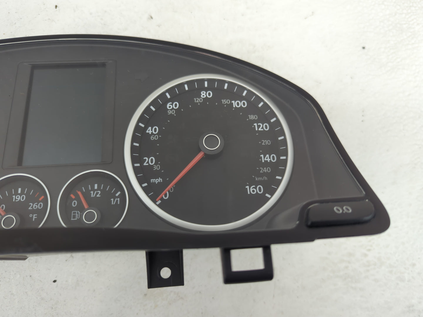2009 Volkswagen Tiguan Instrument Cluster Speedometer Gauges P/N:A2C53025660 A2C53023102 Fits OEM Used Auto Parts - Oemuseda