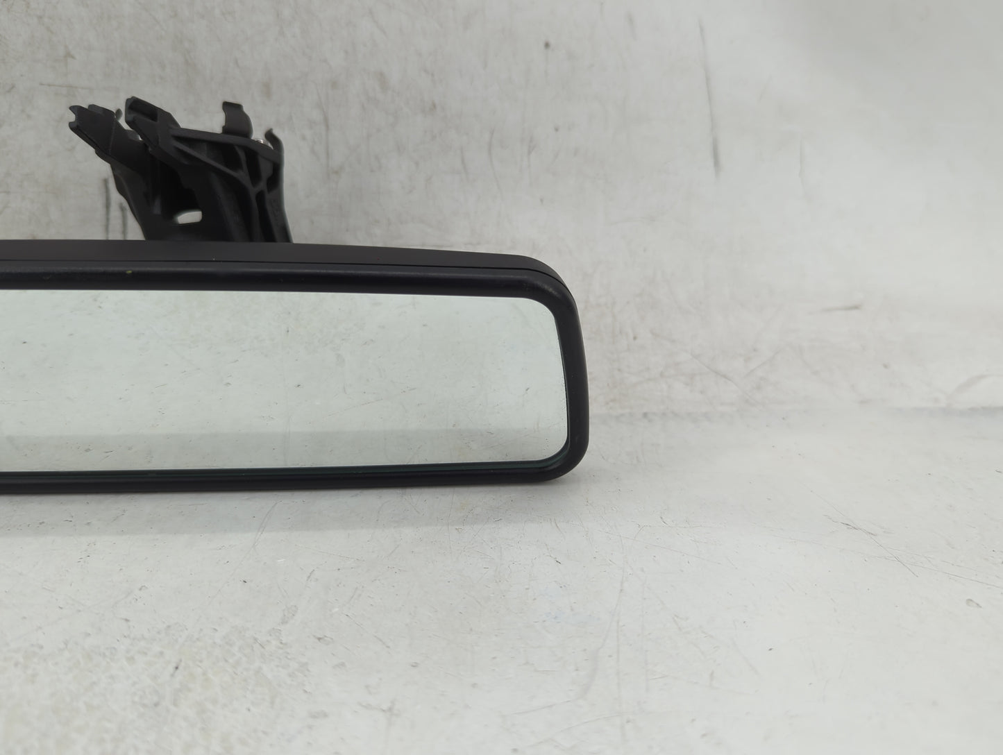 2009-2018 Volkswagen Tiguan Interior Rear View Mirror Replacement OEM P/N:e1021065 Fits OEM Used Auto Parts - Oemusedautopar