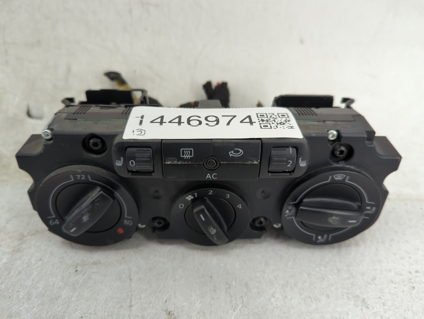 2009 Volkswagen Tiguan Climate Control Module Temperature AC/Heater Replacement P/N:742153 Fits Fits 2005 2006 2007 2008 201