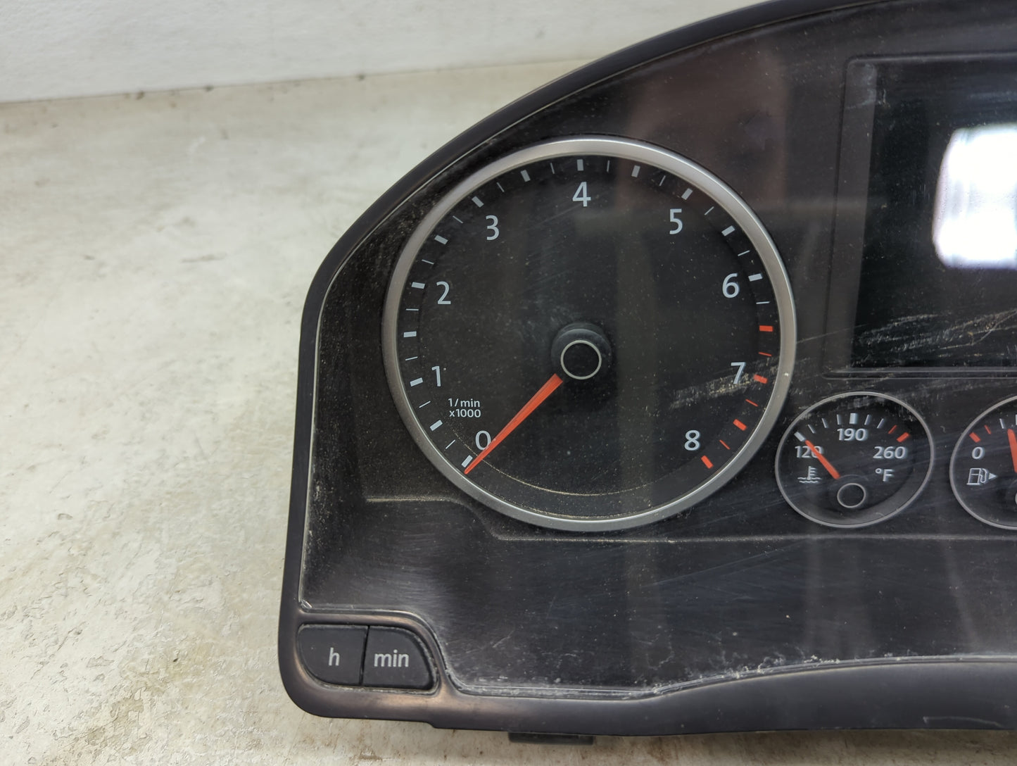 2009 Volkswagen Tiguan Instrument Cluster Speedometer Gauges P/N:5N0920970F V0005000 Miles: Fits OEM Used Auto Parts - Oemus