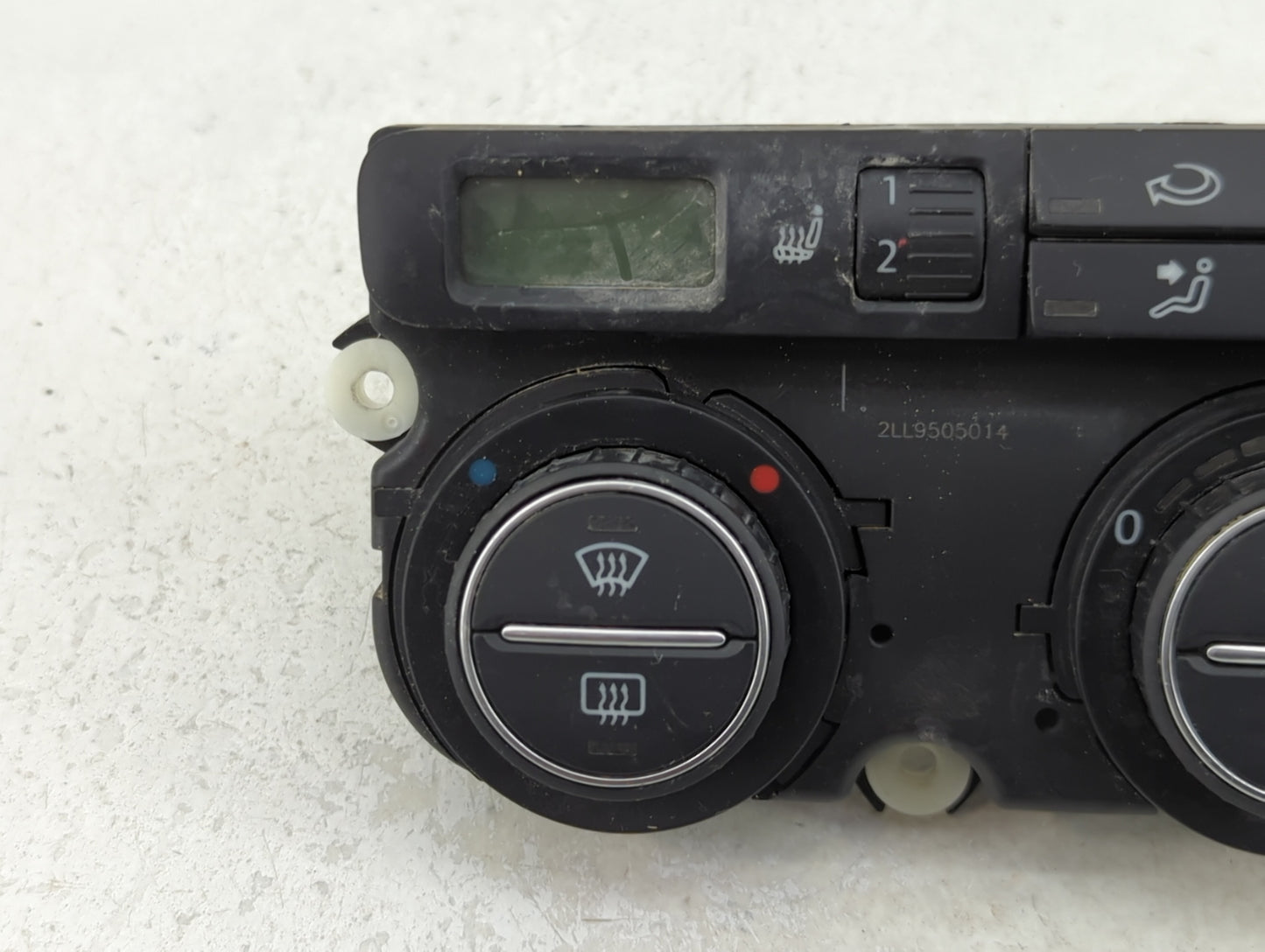 2009 Volkswagen Tiguan Climate Control Module Temperature AC/Heater Replacement P/N:1K0 907 044 DE Fits Fits 2006 2007 2008 