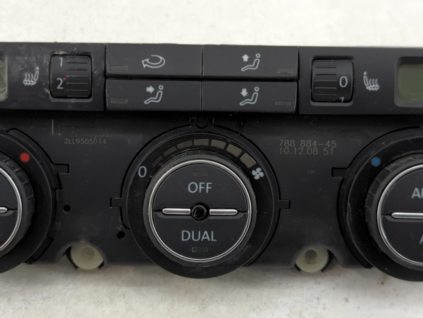 2009 Volkswagen Tiguan Climate Control Module Temperature AC/Heater Replacement P/N:1K0 907 044 DE Fits Fits 2006 2007 2008 