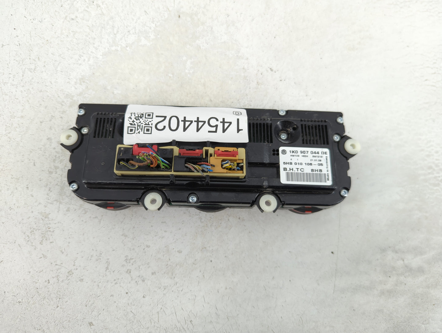 2009 Volkswagen Tiguan Climate Control Module Temperature AC/Heater Replacement P/N:1K0 907 044 DE Fits Fits 2006 2007 2008 