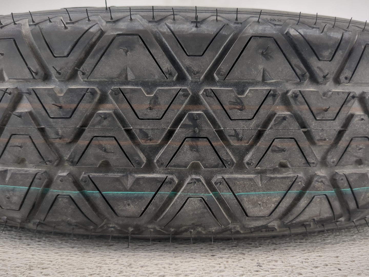 2009-2017 Volkswagen Tiguan Spare Donut Tire Wheel Rim Oem 1455267 - Oemusedautoparts1.com