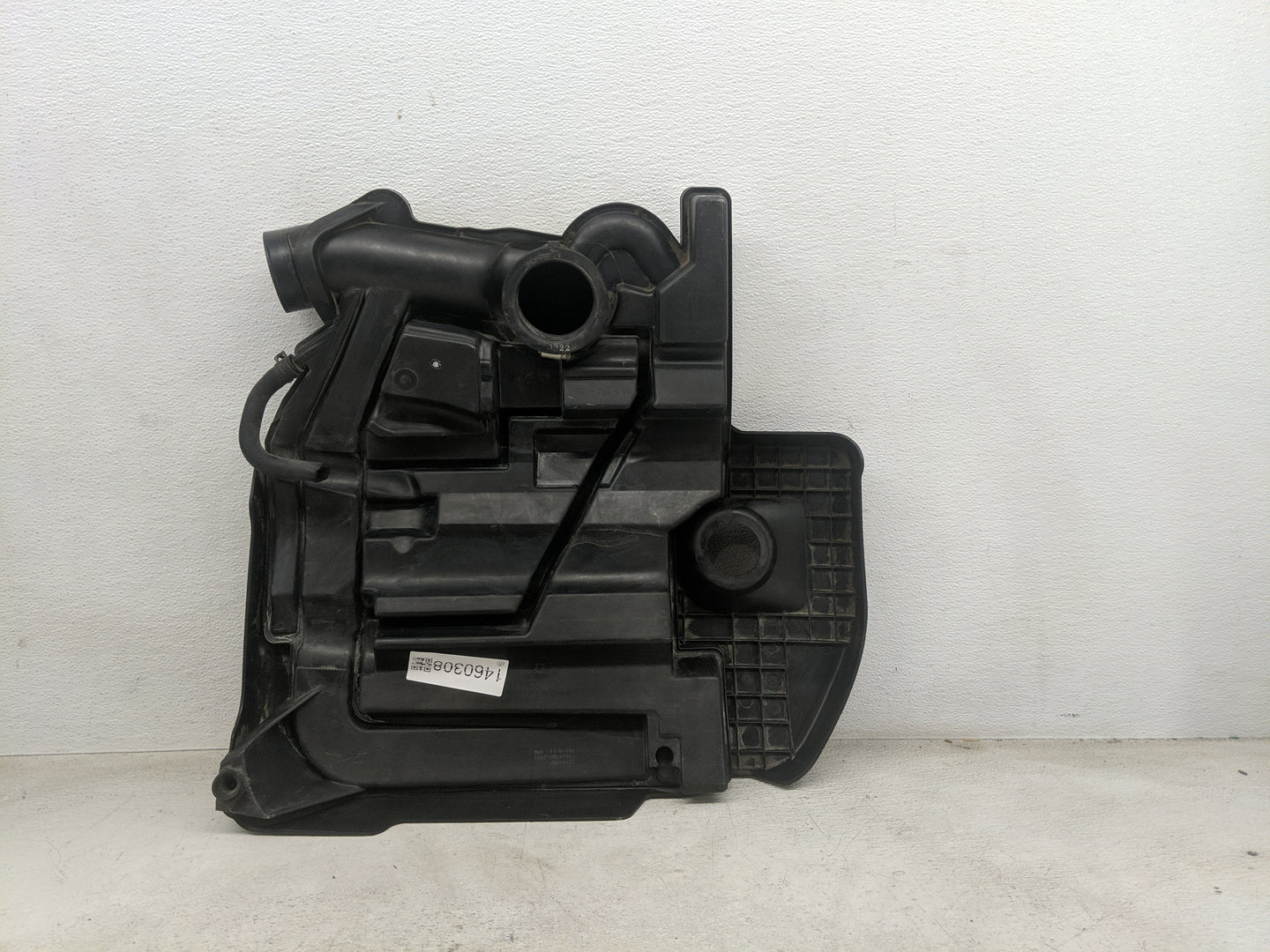 2009 Volkswagen Tiguan Engine Cover 1460308 - Oemusedautoparts1.com