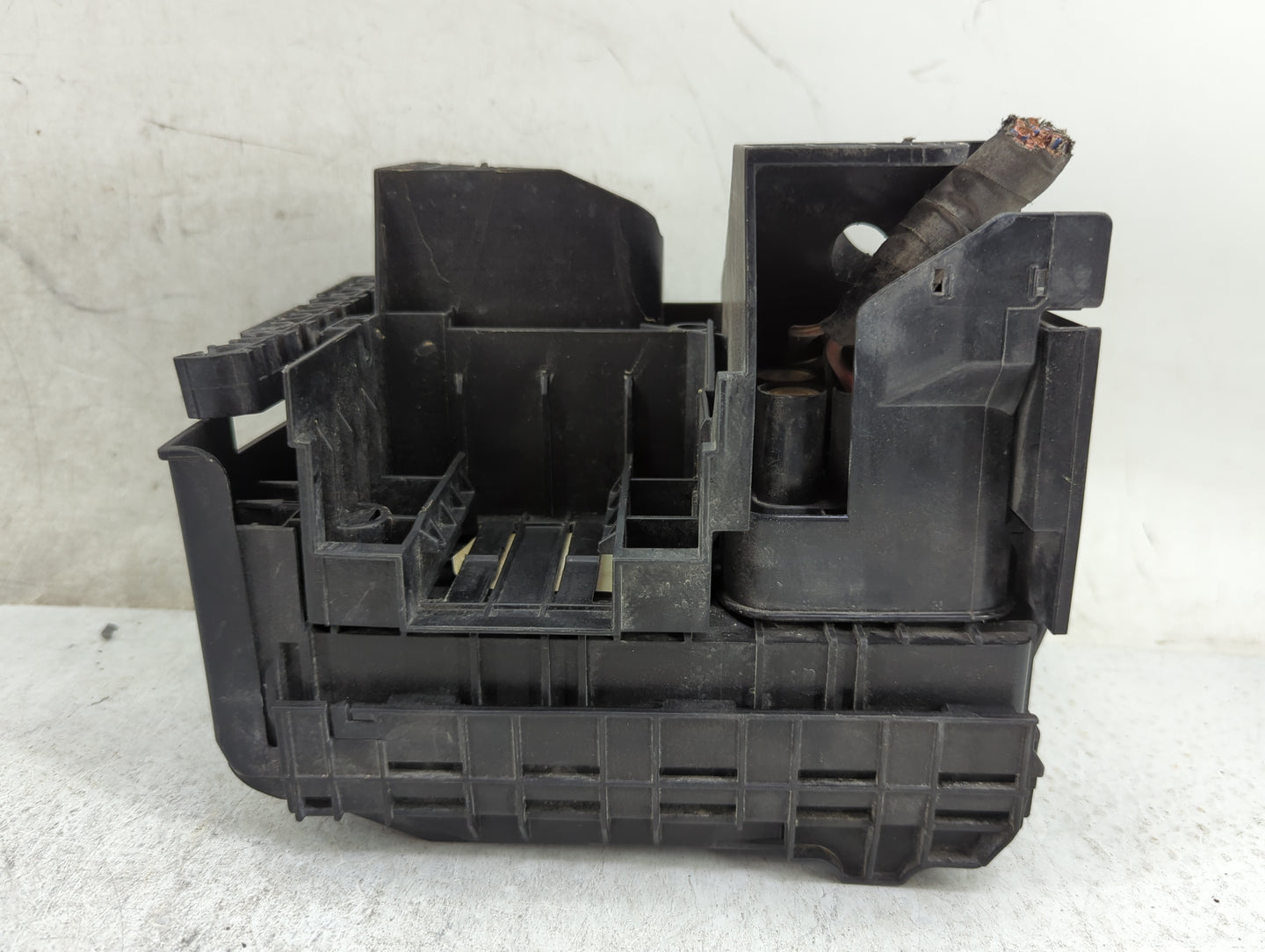 2009-2011 Volkswagen Tiguan Fusebox Fuse Box Panel Relay Module Fits Fits 2007 2008 2009 2010 2011 2012 2013 2014 2015 2016 