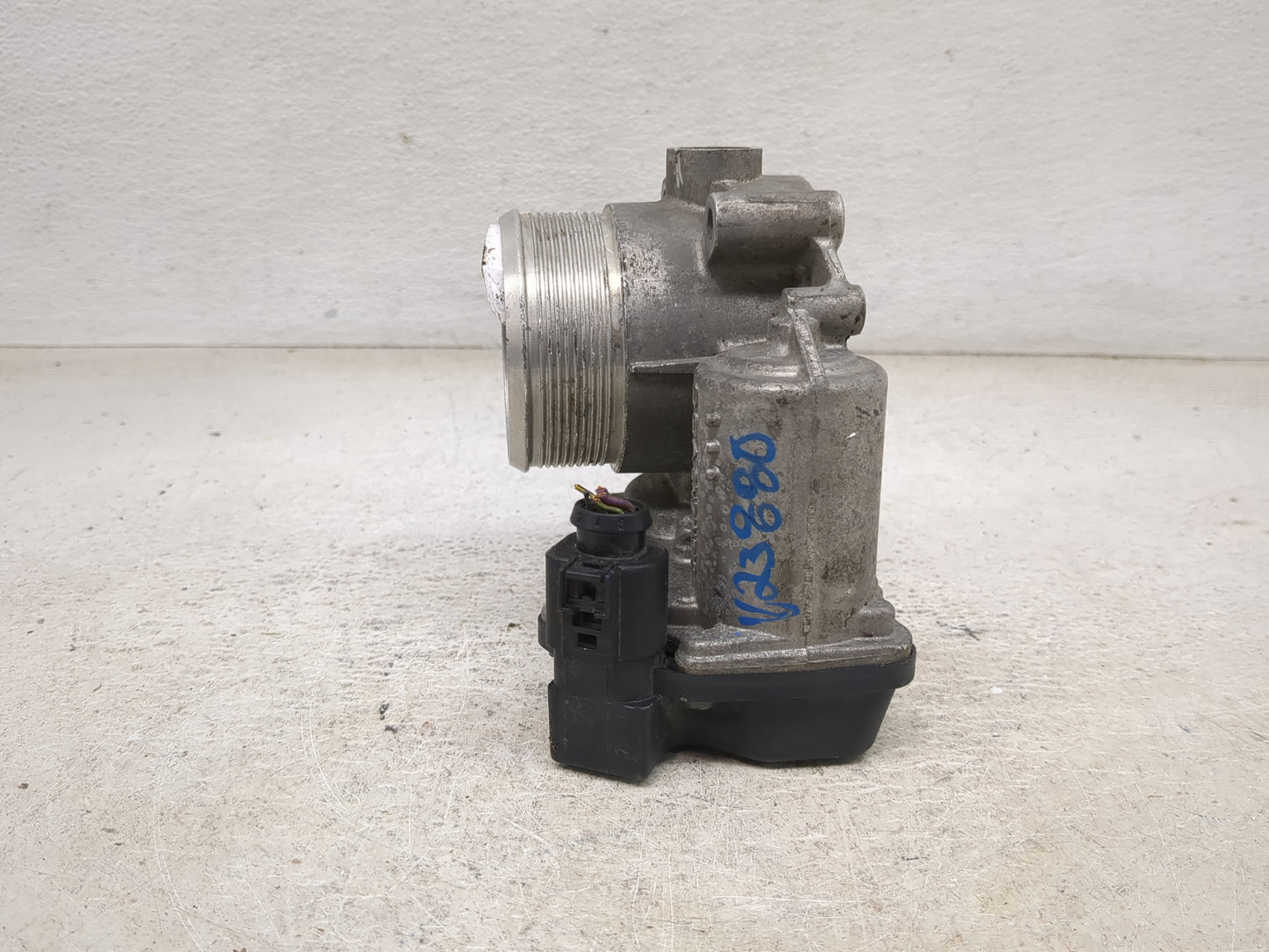 2009-2018 Volkswagen Tiguan Throttle Body P/N:A2C53302056 06F 133 062 J Fits OEM Used Auto Parts - Oemusedautoparts1.com