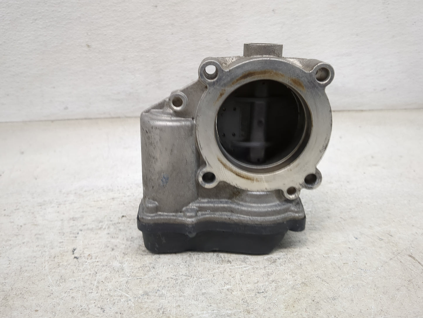 2009-2018 Volkswagen Tiguan Throttle Body P/N:A2C53302056 06F 133 062 J Fits OEM Used Auto Parts - Oemusedautoparts1.com