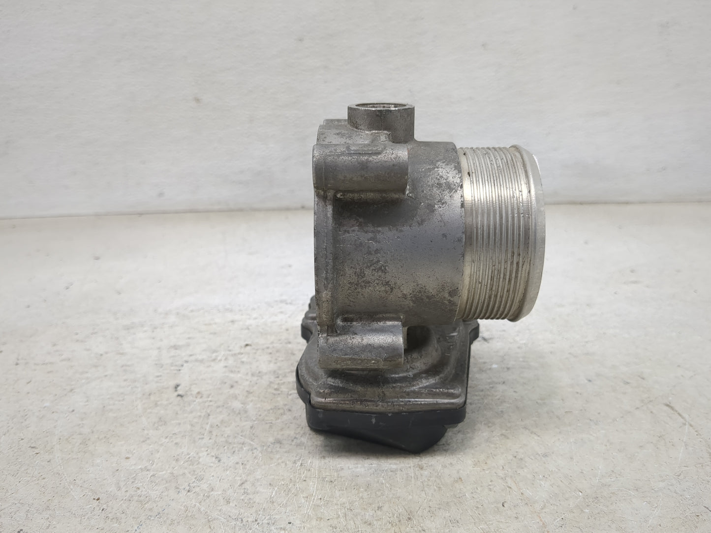 2009-2018 Volkswagen Tiguan Throttle Body P/N:A2C53302056 06F 133 062 J Fits OEM Used Auto Parts - Oemusedautoparts1.com