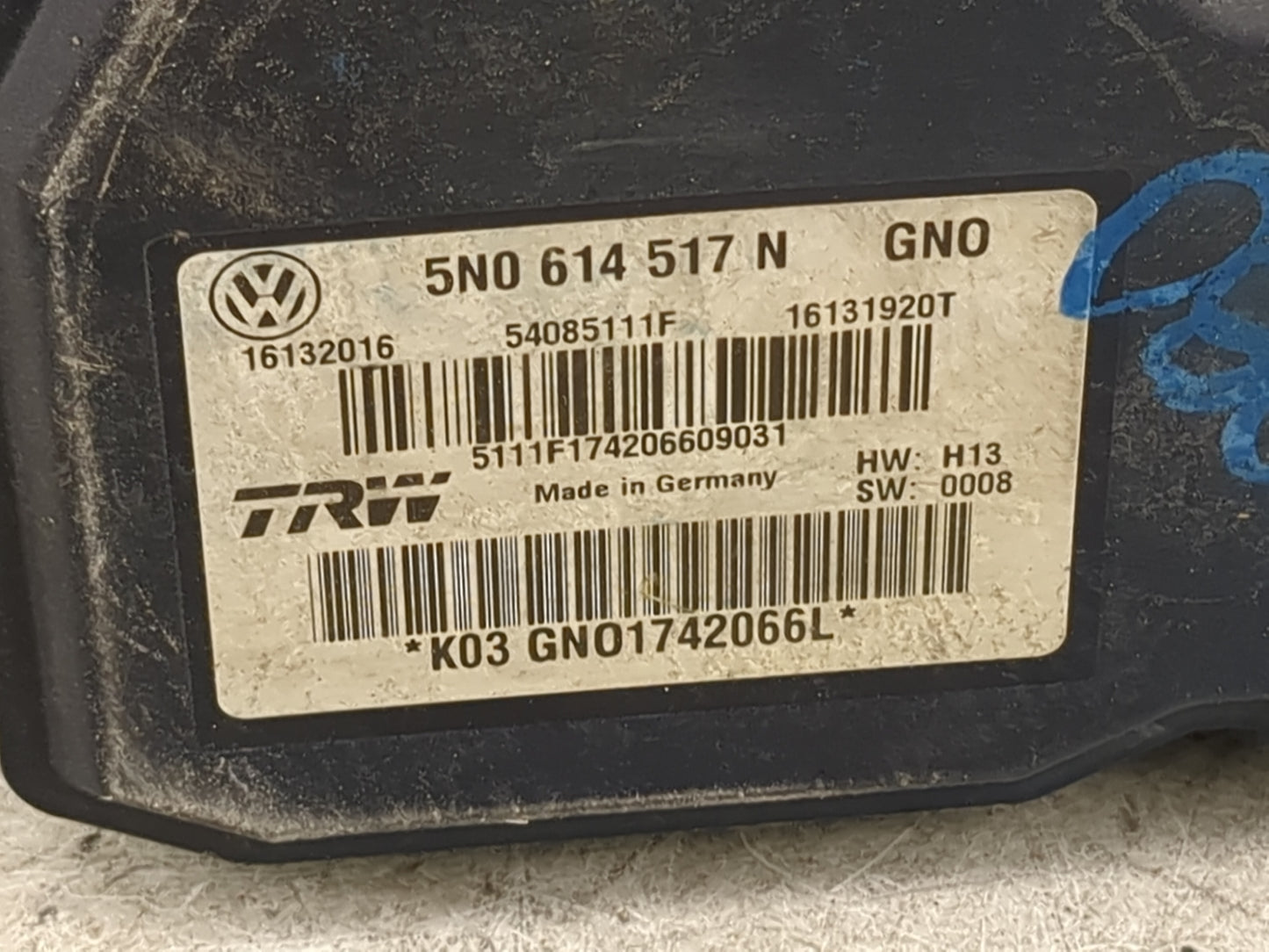 2009 Volkswagen Tiguan ABS Pump Control Module Replacement P/N:5N0 614 517 N Fits OEM Used Auto Parts - Oemusedautoparts1.co