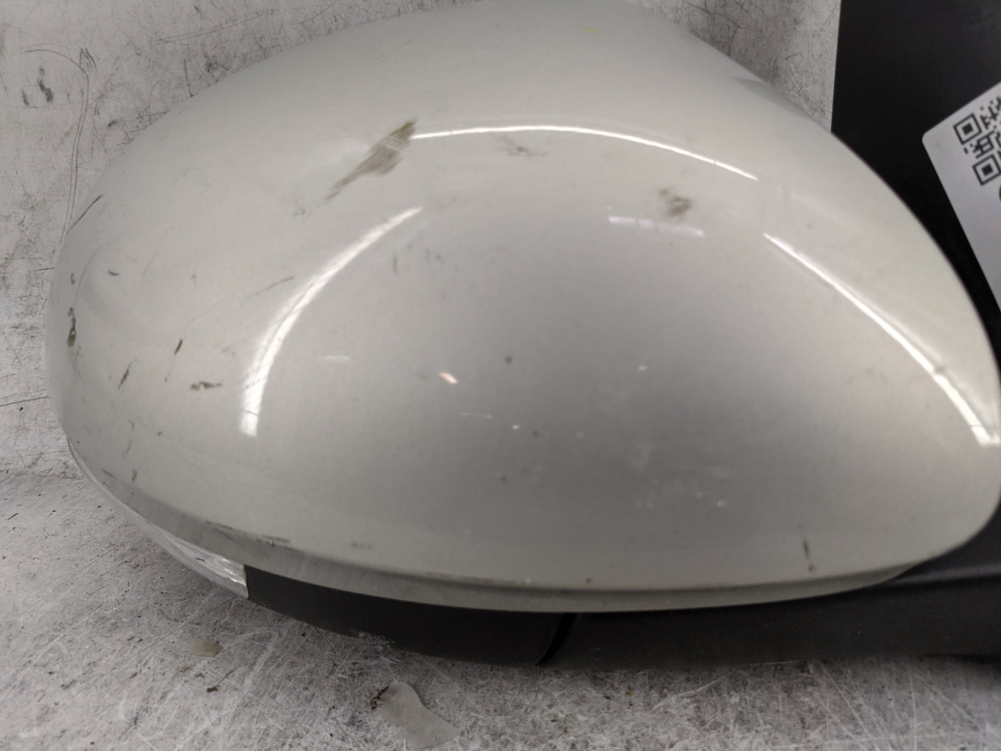 2009-2018 Volkswagen Tiguan Passenger Side View Mirror - Right Door Mirror OEM Used - Oemusedautoparts1.com