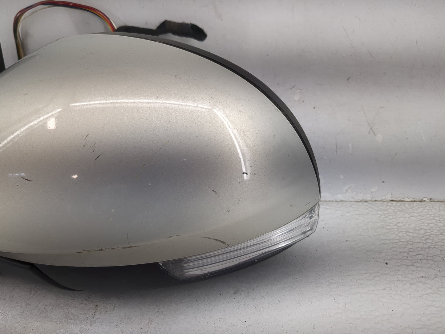 2009-2017 Volkswagen Tiguan Driver Side View Mirror - Left Door Mirror OEM Used - Oemusedautoparts1.com