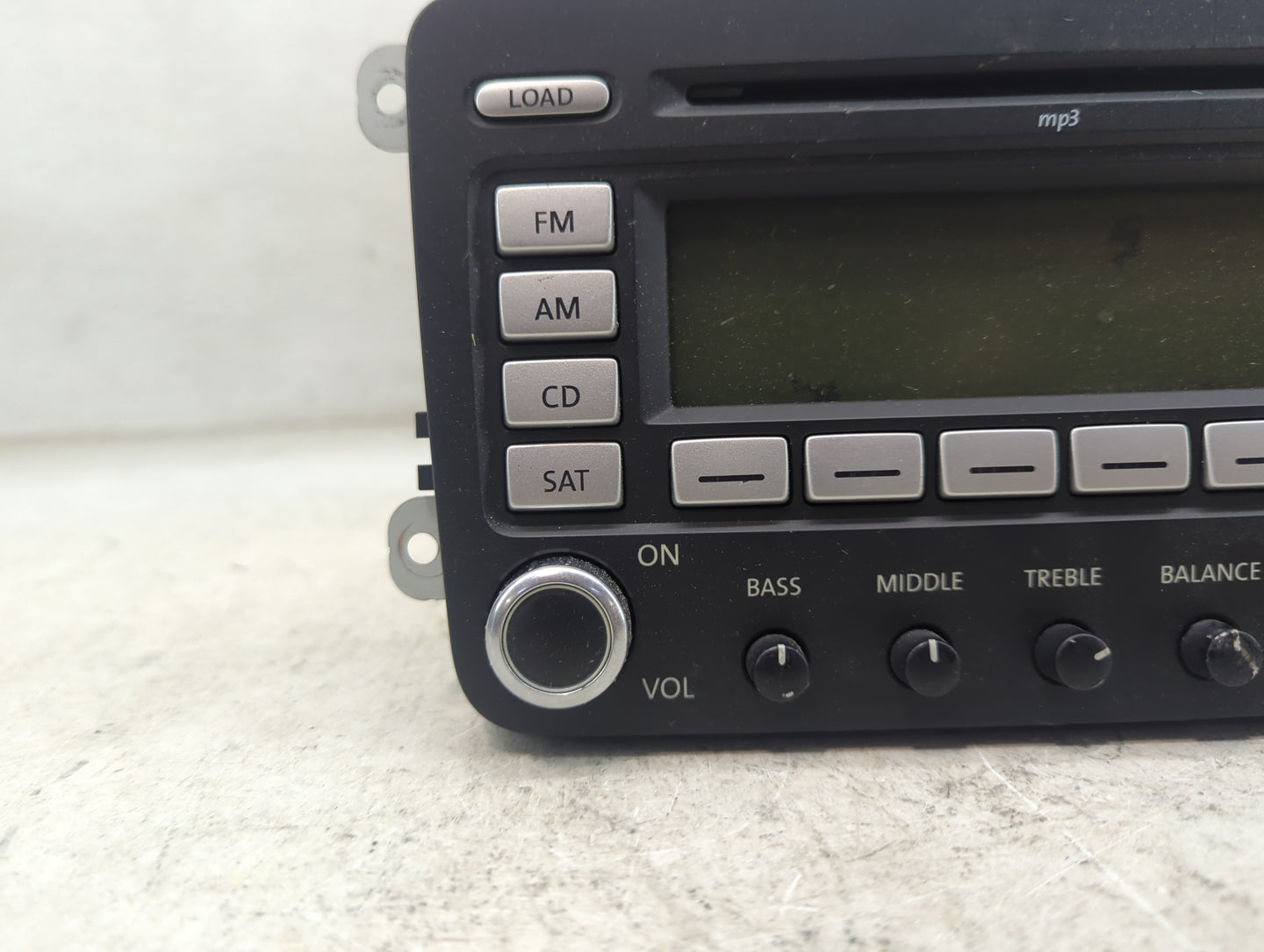 2009-2017 Volkswagen Tiguan Radio AM FM Cd Player Receiver Replacement P/N:1K0035180L CQ-EV1467G Fits OEM Used Auto Parts - 