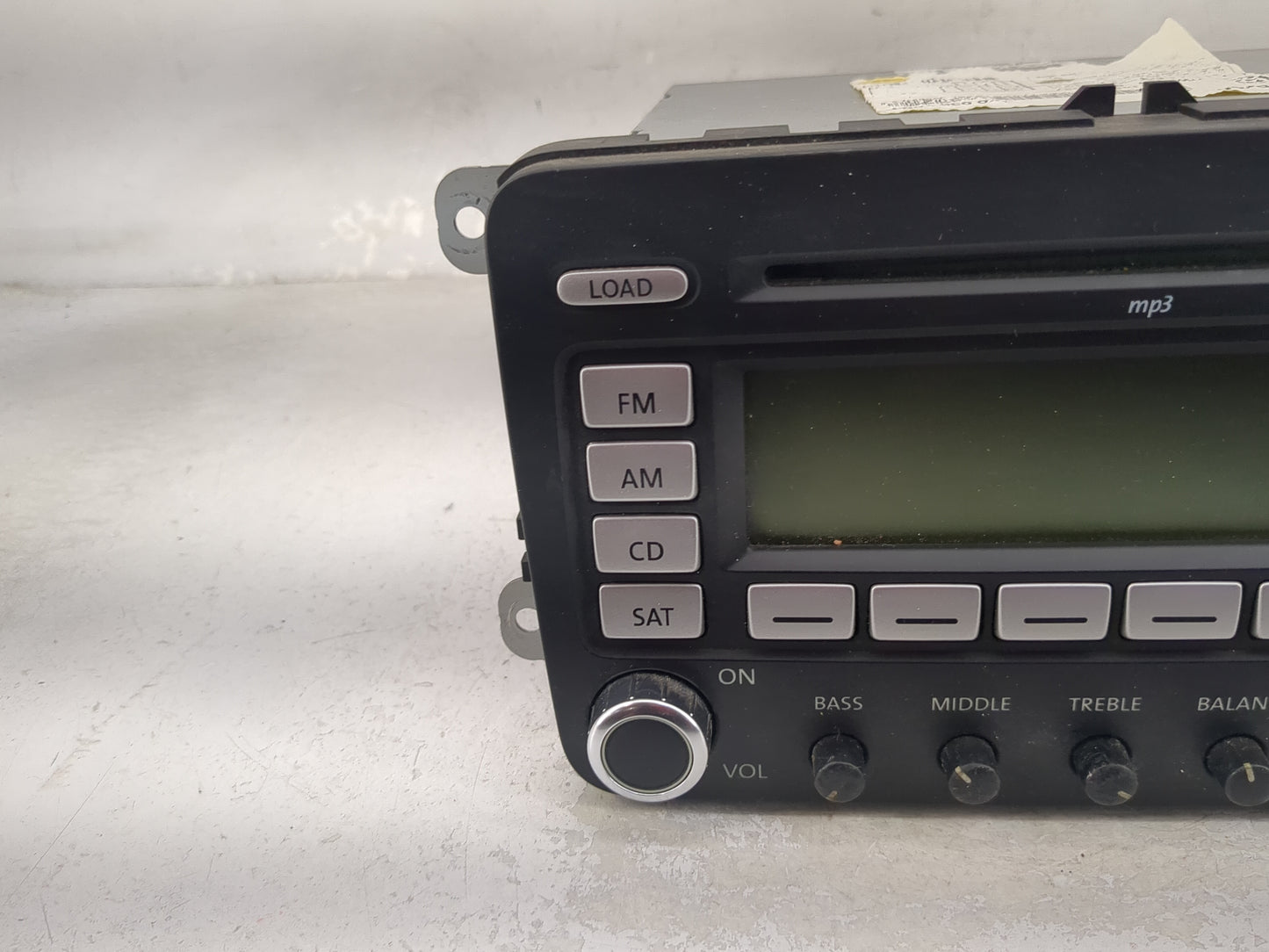2009-2017 Volkswagen Tiguan Radio AM FM Cd Player Receiver Replacement P/N:1K0035180 CQ-EV1467G Fits OEM Used Auto Parts - O