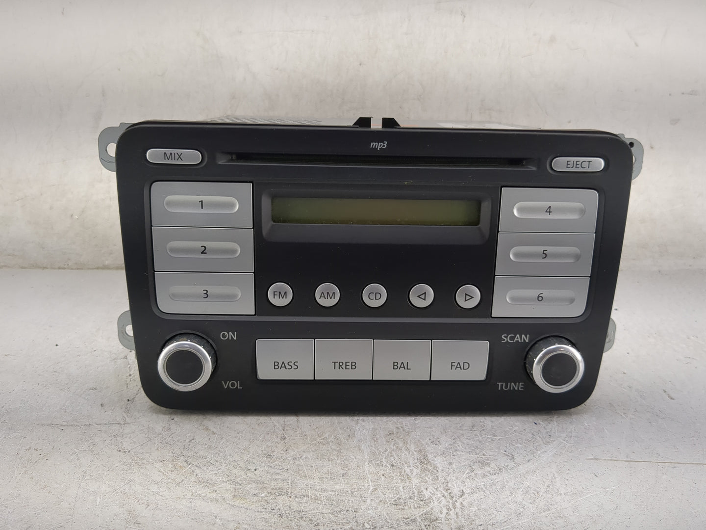 2009-2017 Volkswagen Tiguan Radio AM FM Cd Player Receiver Replacement P/N:1K0035161D 28159420 Fits OEM Used Auto Parts - Oe