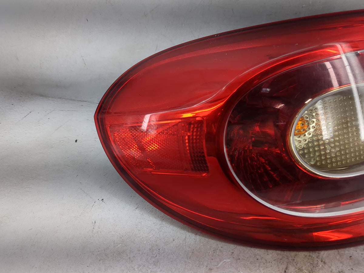 2009-2011 Volkswagen Tiguan Driver Left Side Deck Lid Mounted Tail Light 1501894 - Oemusedautoparts1.com