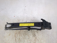 2009 Volkswagen Tiguan Spare Scissor Car Jack 1513223 - Oemusedautoparts1.com