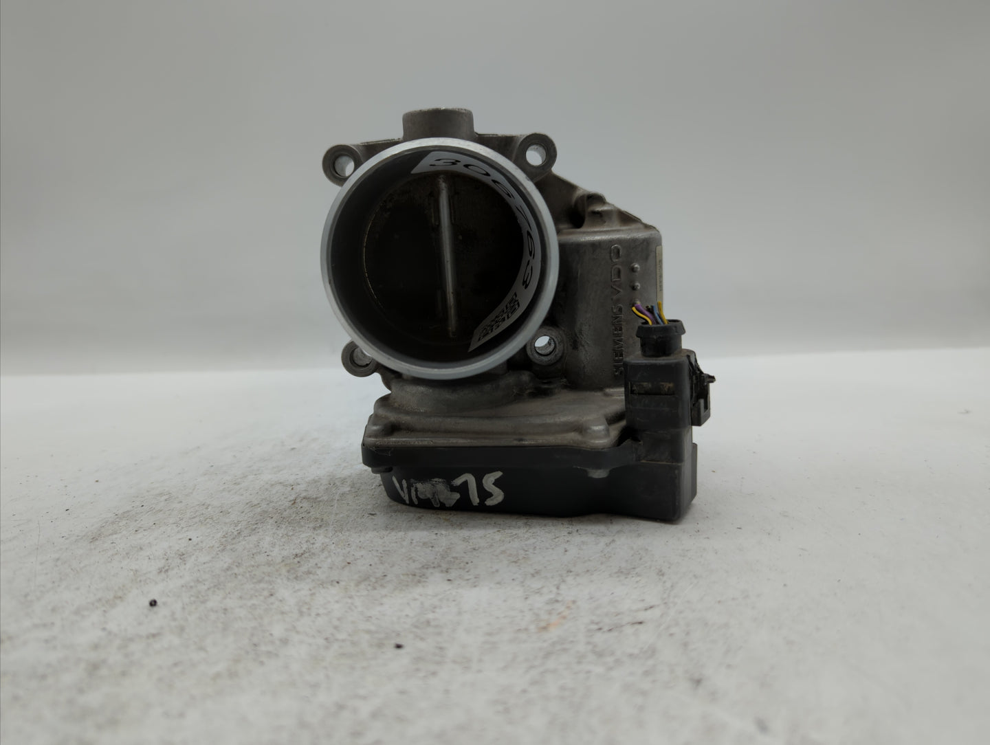 2009-2018 Volkswagen Tiguan Throttle Body P/N:06F 133 062 J Fits OEM Used Auto Parts - Oemusedautoparts1.com