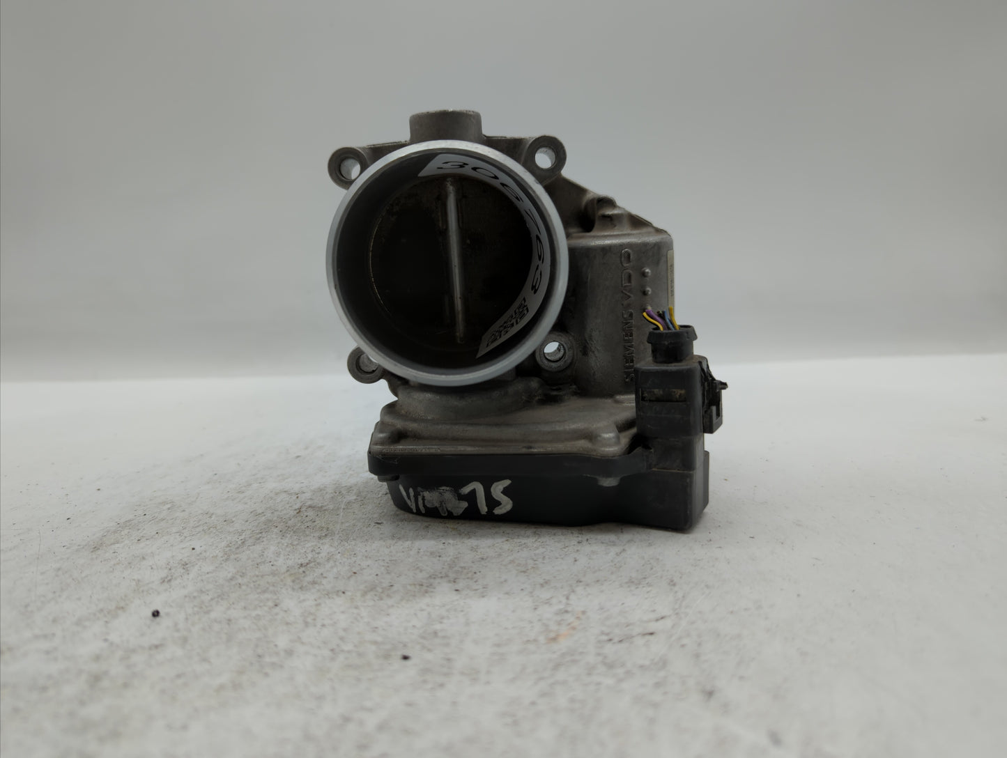 2009-2018 Volkswagen Tiguan Throttle Body P/N:06F 133 062 J Fits OEM Used Auto Parts - Oemusedautoparts1.com