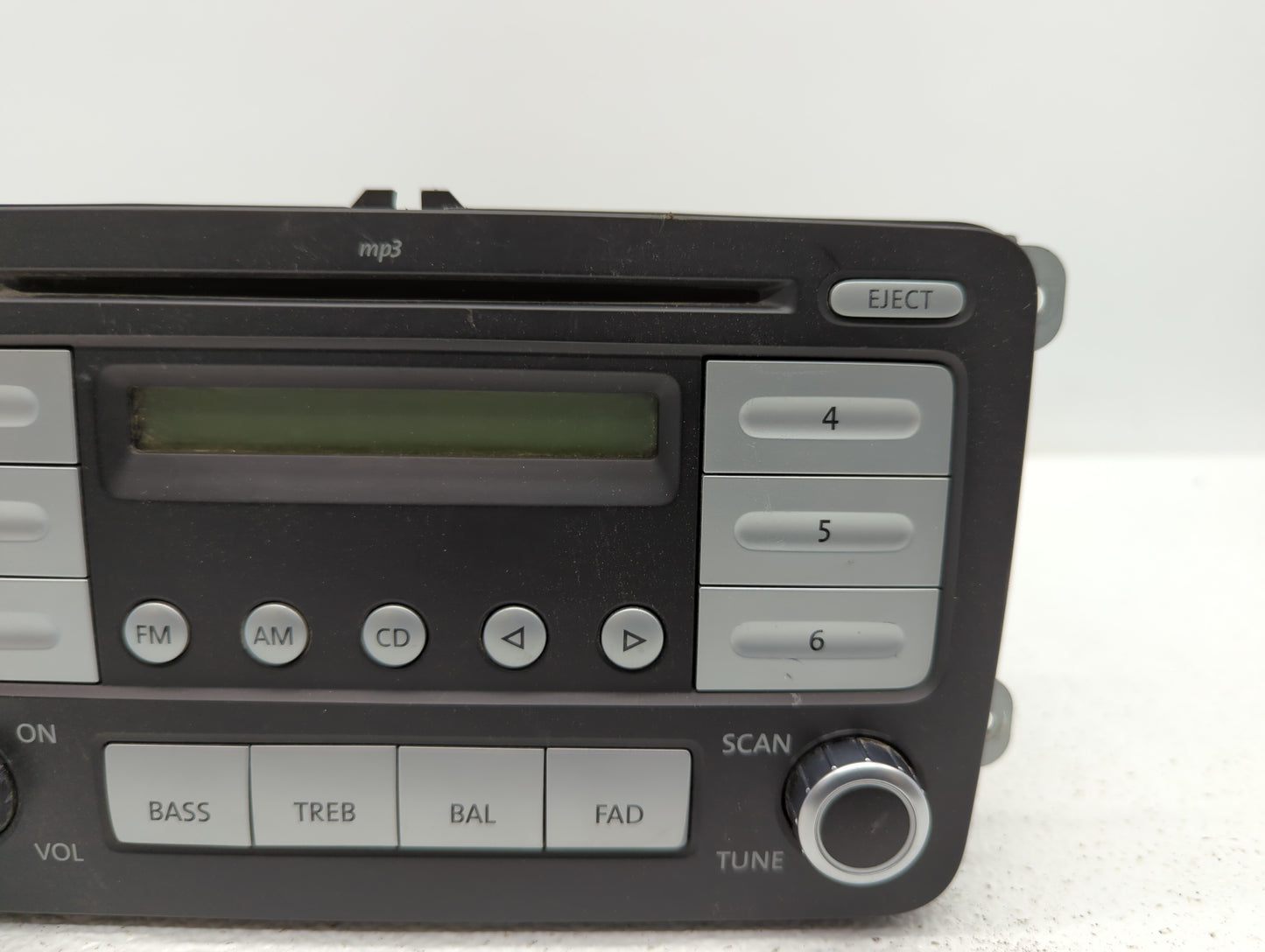 2009-2017 Volkswagen Tiguan Radio AM FM Cd Player Receiver Replacement P/N:28159420 1K0 035 161 D Fits OEM Used Auto Parts -