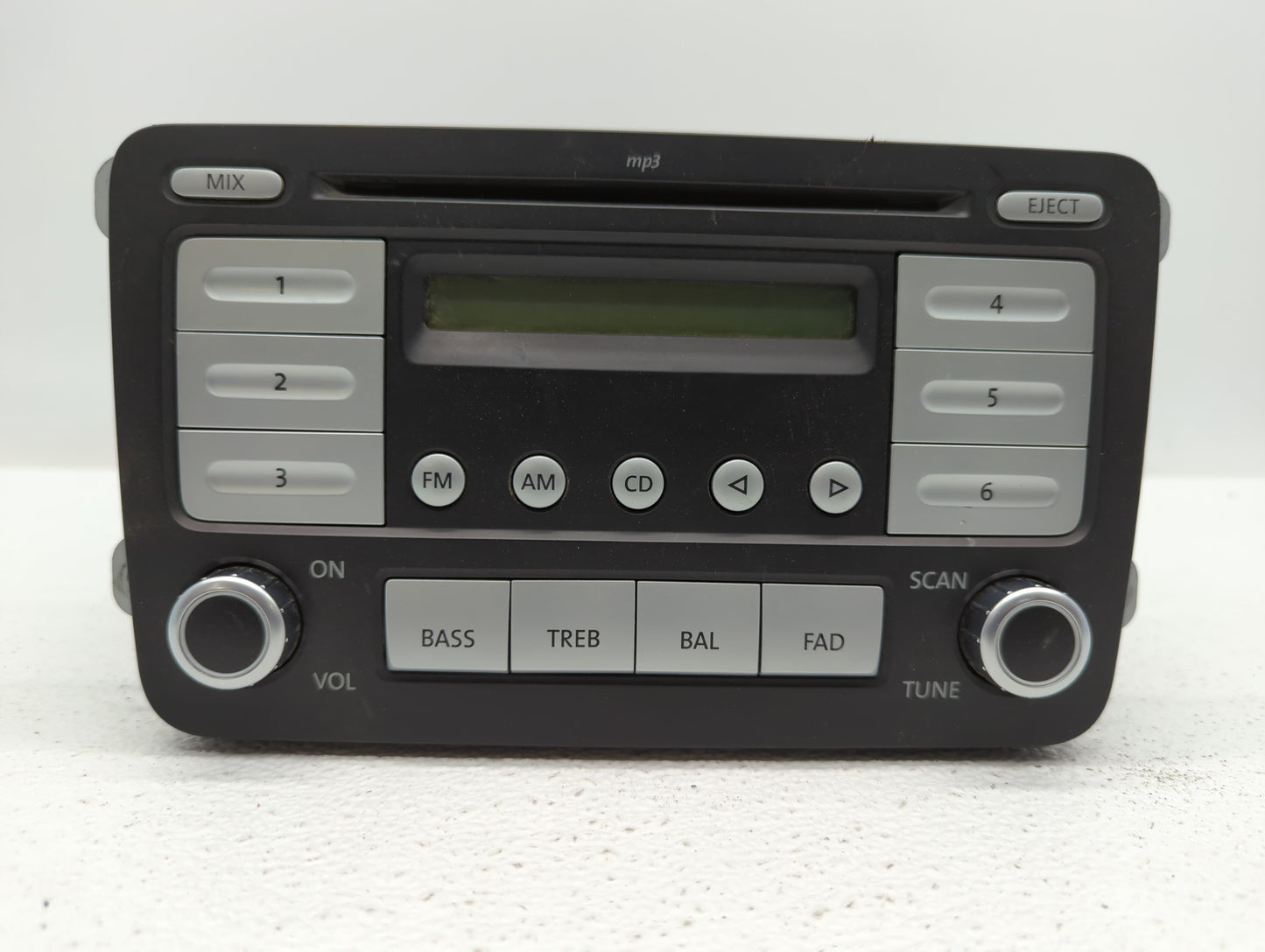 2009-2017 Volkswagen Tiguan Radio AM FM Cd Player Receiver Replacement P/N:28159420 1K0 035 161 D Fits OEM Used Auto Parts -