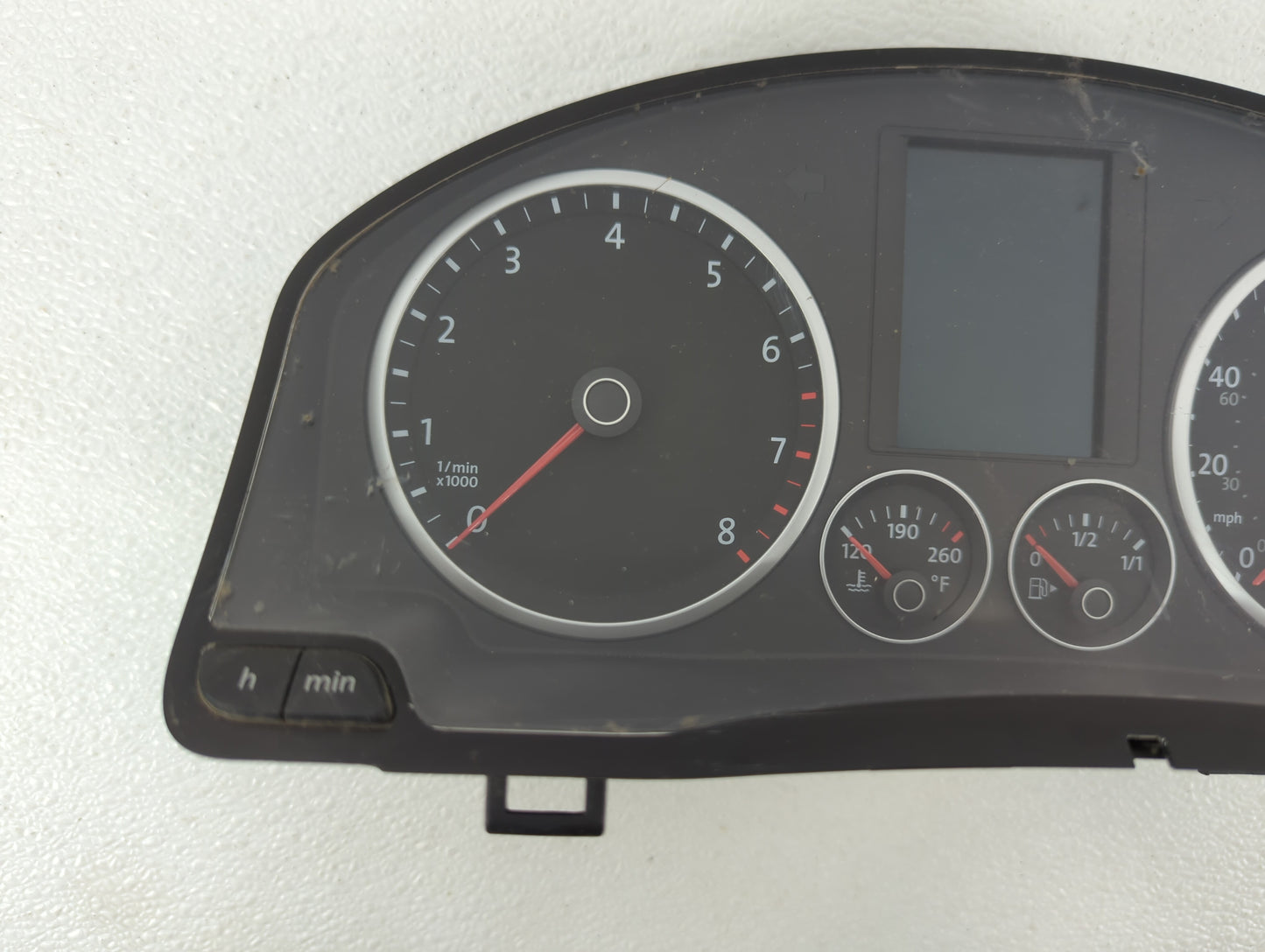2009 Volkswagen Tiguan Instrument Cluster Speedometer Gauges P/N:5N0920970F 5N0920970E, 5N0920970F, 5N0920970E Fits OEM Used