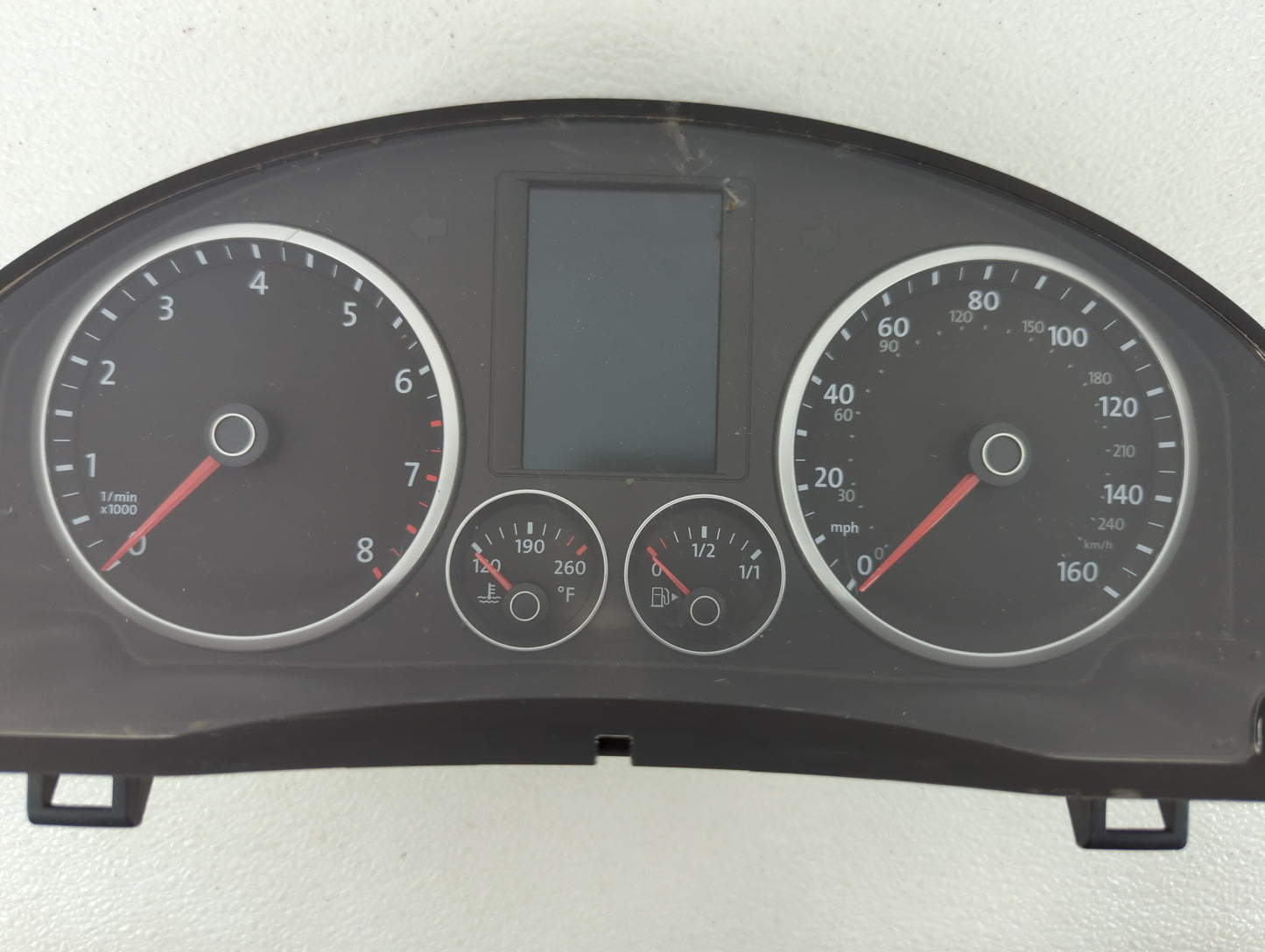 2009 Volkswagen Tiguan Instrument Cluster Speedometer Gauges P/N:5N0920970F 5N0920970E, 5N0920970F, 5N0920970E Fits OEM Used