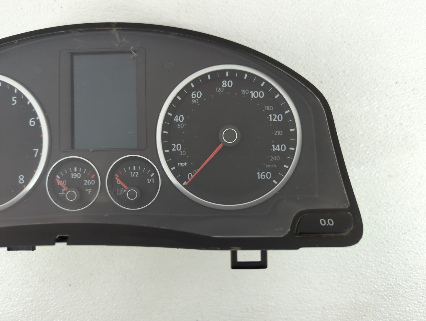 2009 Volkswagen Tiguan Instrument Cluster Speedometer Gauges P/N:5N0920970F 5N0920970E, 5N0920970F, 5N0920970E Fits OEM Used