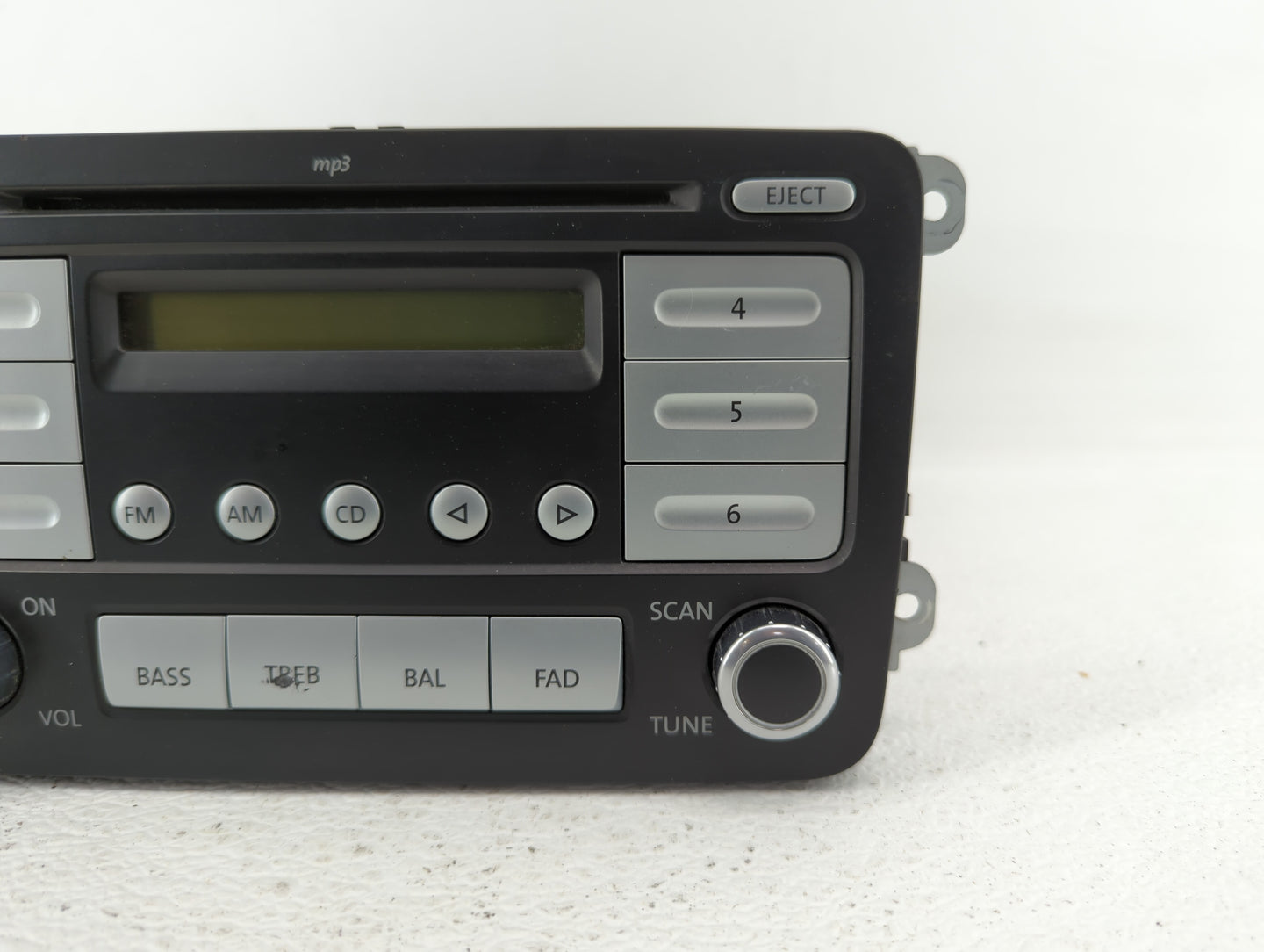 2009-2017 Volkswagen Tiguan Radio AM FM Cd Player Receiver Replacement P/N:1K0 035 188 F 5N0 035 164 D Fits OEM Used Auto Pa