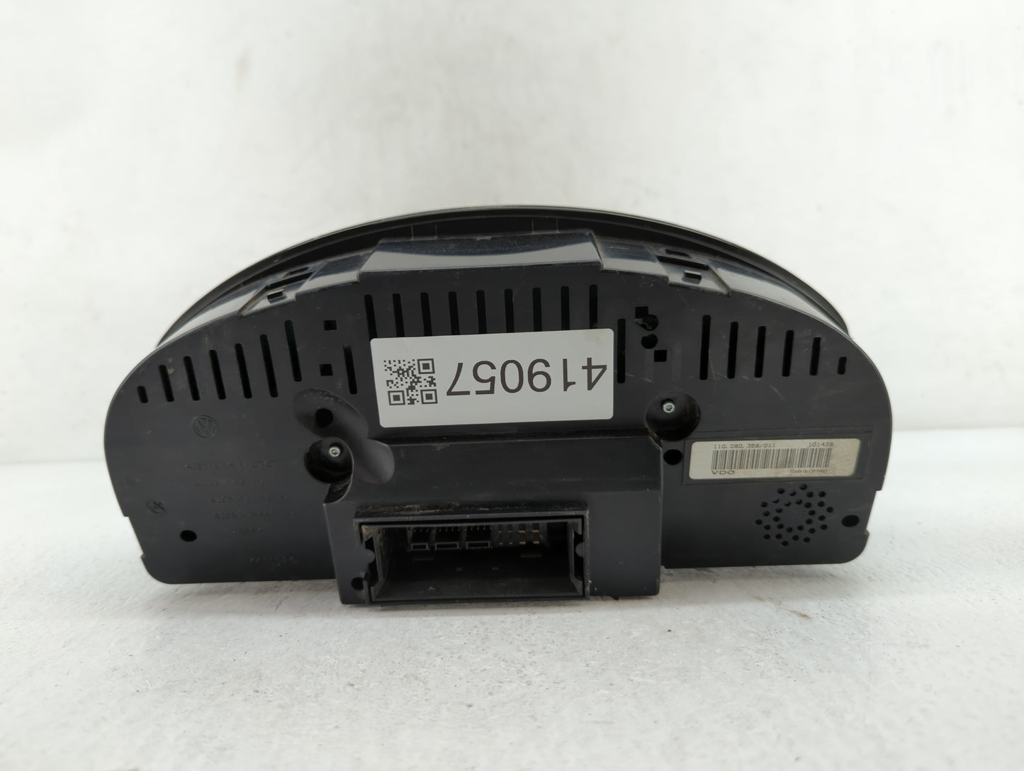 2009 Volkswagen Tiguan Instrument Cluster Speedometer Gauges P/N:5N0920950D Fits OEM Used Auto Parts - Oemusedautoparts1.com