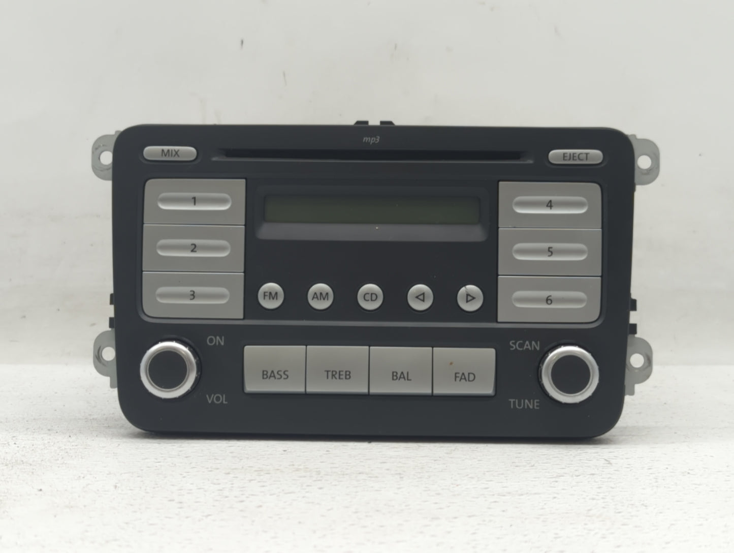 2009-2017 Volkswagen Tiguan Am Fm Cd Player Radio Receiver - Oemusedautoparts1.com