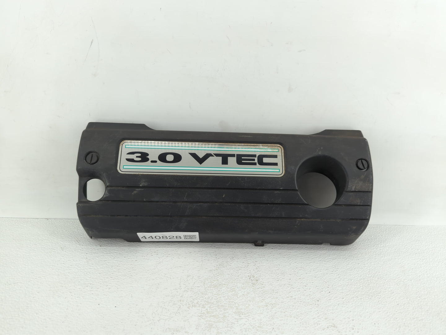 2009 Volkswagen Tiguan Engine Cover - Oemusedautoparts1.com