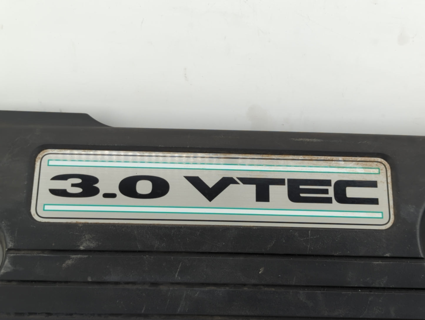 2009 Volkswagen Tiguan Engine Cover - Oemusedautoparts1.com