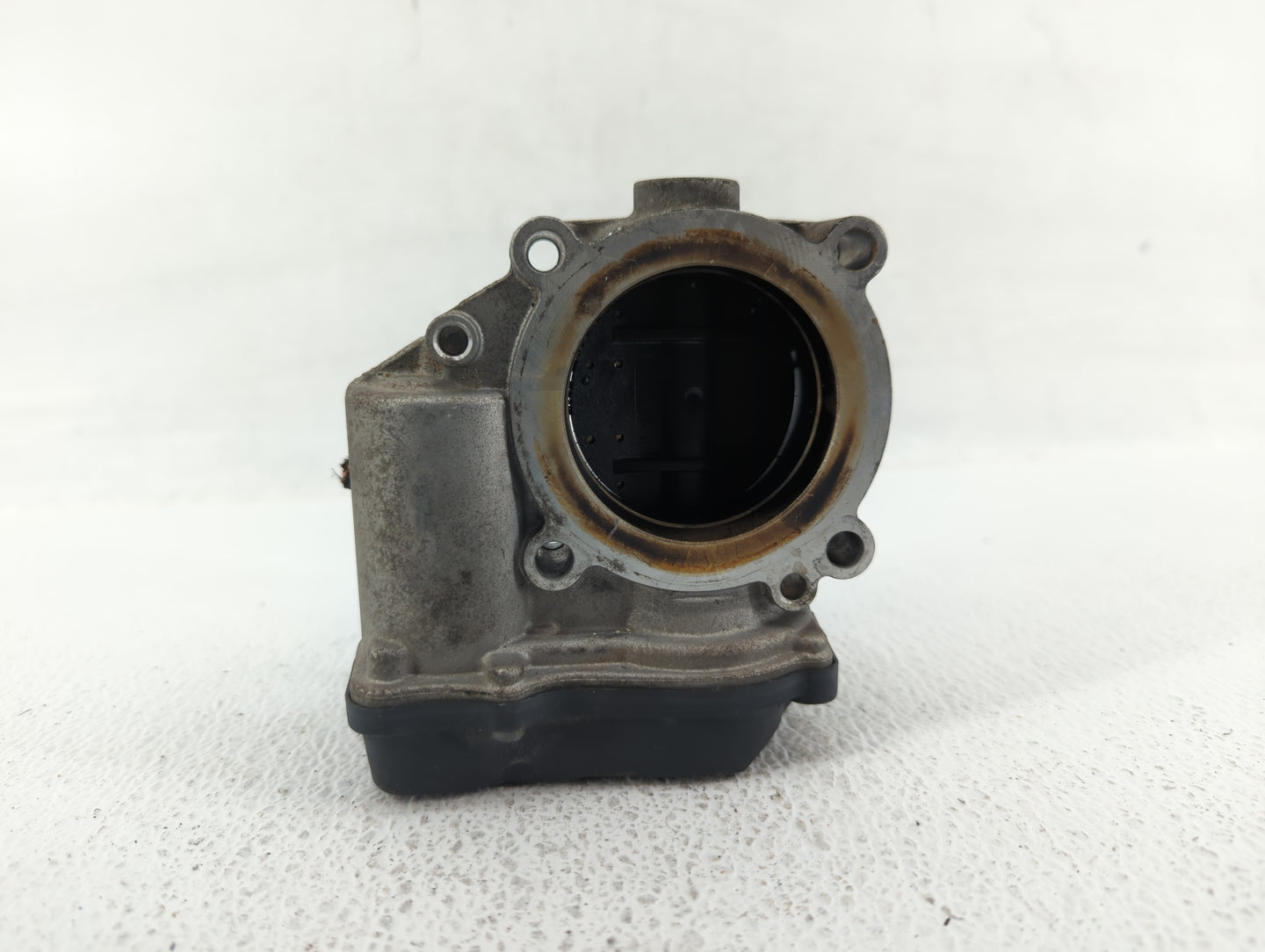 2009-2018 Volkswagen Tiguan Throttle Body P/N:06F 133 062 G Fits OEM Used Auto Parts - Oemusedautoparts1.com