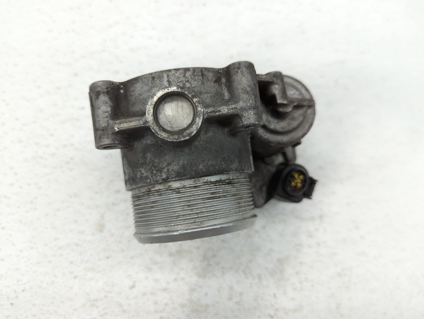 2009-2018 Volkswagen Tiguan Throttle Body P/N:06F 133 062 J Fits OEM Used Auto Parts - Oemusedautoparts1.com