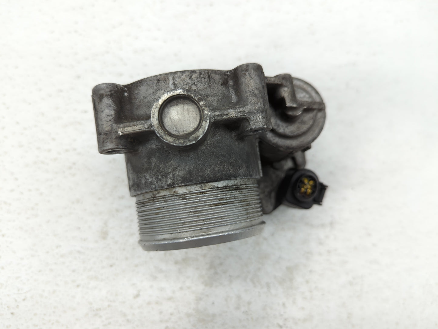 2009-2018 Volkswagen Tiguan Throttle Body P/N:06F 133 062 J Fits OEM Used Auto Parts - Oemusedautoparts1.com