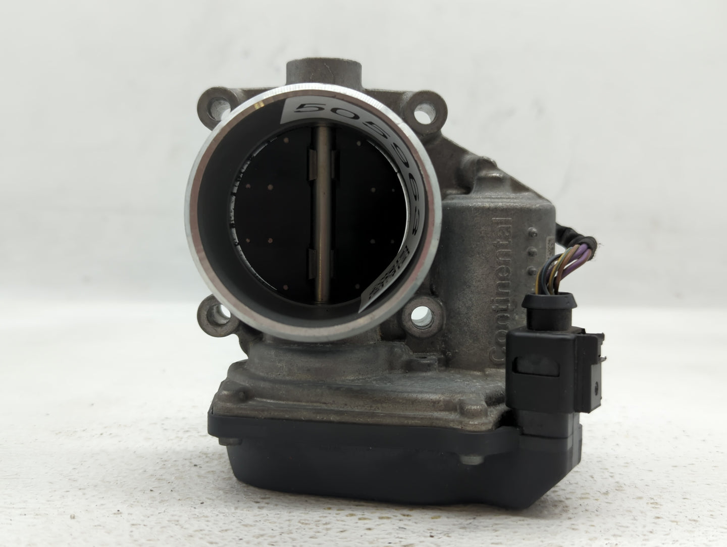 2009-2018 Volkswagen Tiguan Throttle Body P/N:06F 133 062 Q Fits OEM Used Auto Parts - Oemusedautoparts1.com
